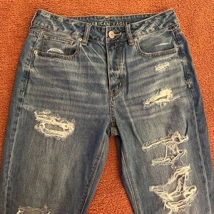 American Eagle Ripped Low Rise Tomgirl Jeans